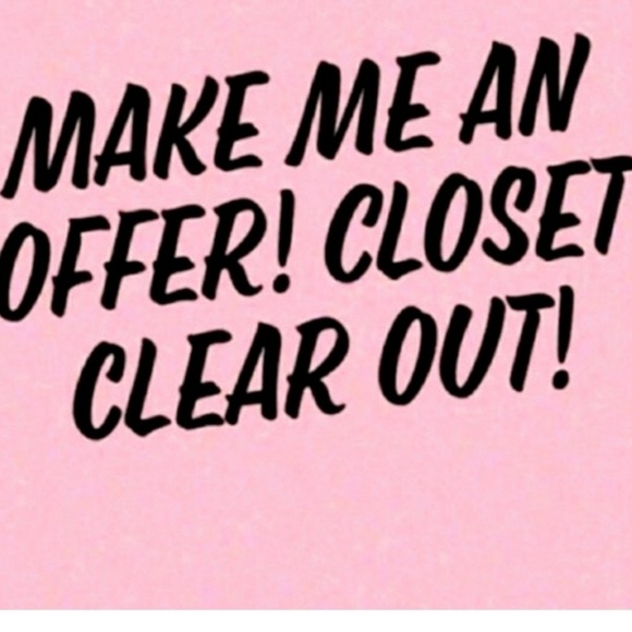 Closet clear out - Picture 1 of 4